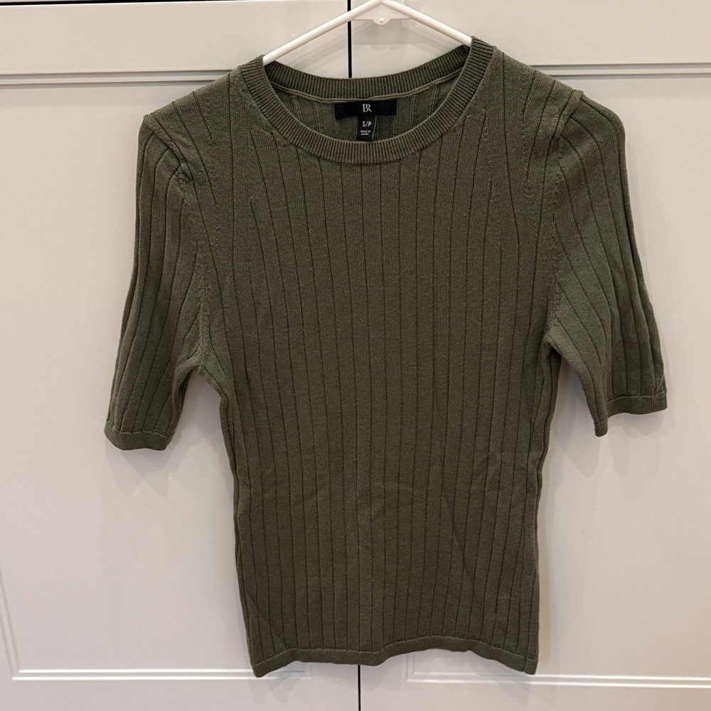 Banana Republic Short Sleeve Ribbed Top in Olive